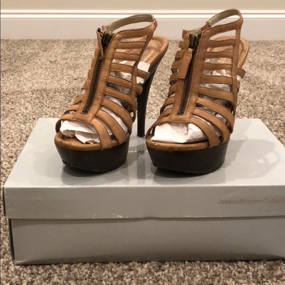 Jessica Simpson platform heels